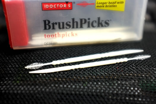 brushpicks_02