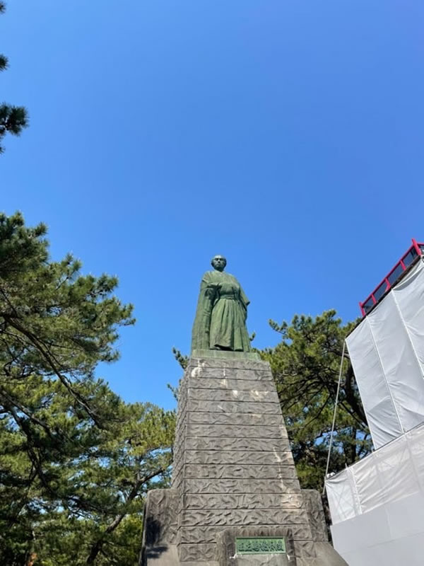 高知県にある坂本龍馬像