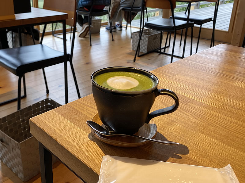 dan dan cafeの抹茶ラテ