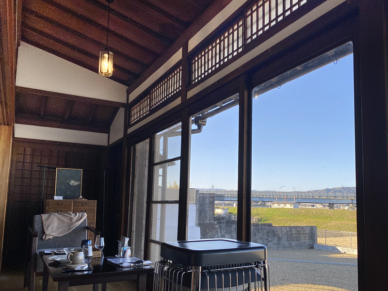邂逅 かいこう 縁側からの眺め