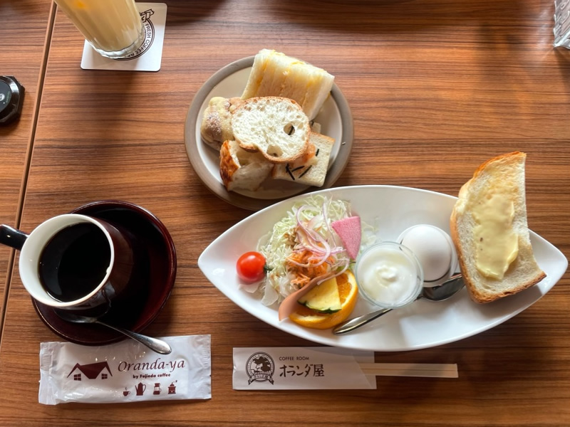 奈良 富雄 オランダ屋 食べ放題 カフェ ベーカリー モーニング フジエダ珈琲