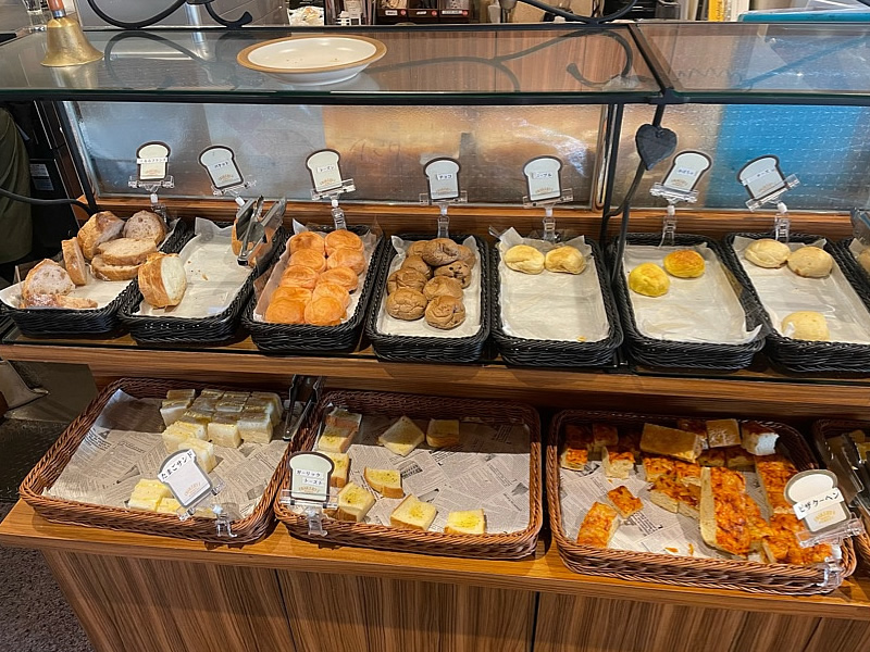 奈良 富雄 オランダ屋 食べ放題 カフェ ベーカリー モーニング フジエダ珈琲