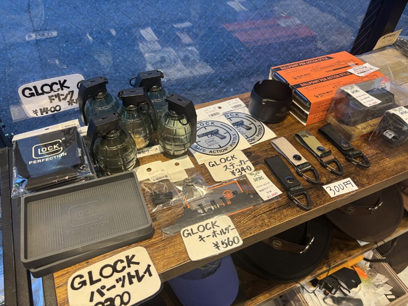 エアガンを撃てるバー「strike force bar and cafe」