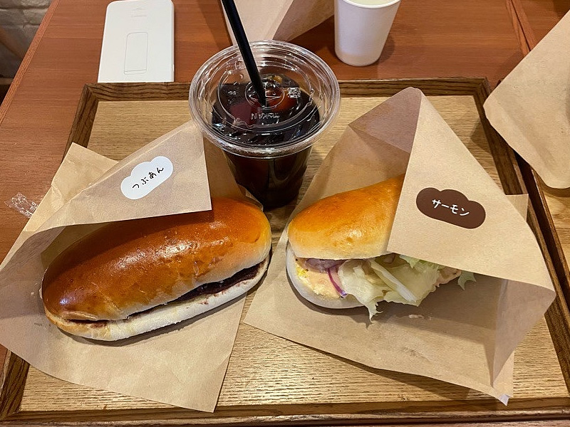 コッペパン  コッペパン専門店  コッペ田島 大東 焼きたて 揚げたて 作りたて 惣菜パン 甘いパン 揚げパン イートイン テイクアウト