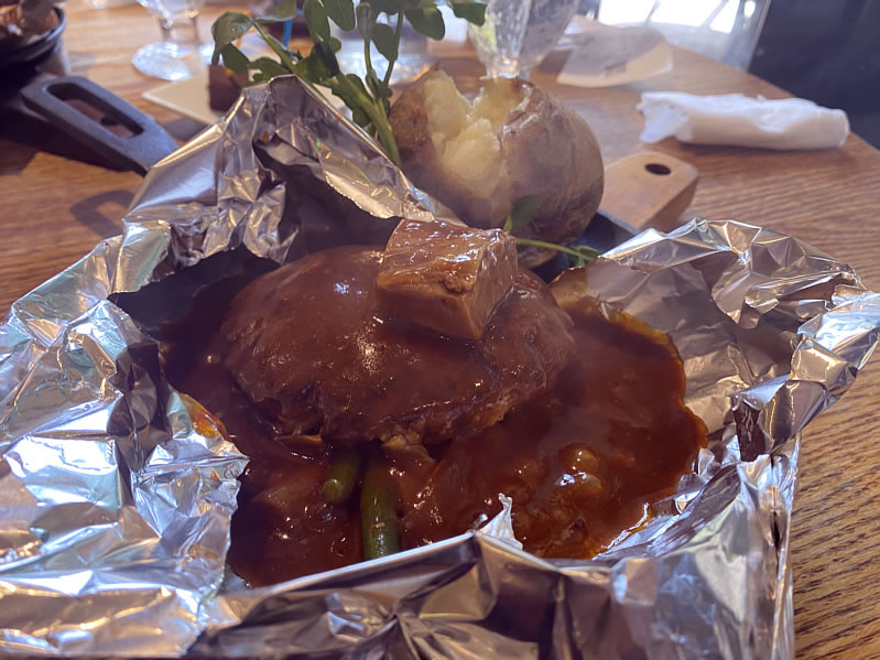 百年洋食ハンバーグステーキ　京都　京都北山老舗洋食レストラン　東洋亭