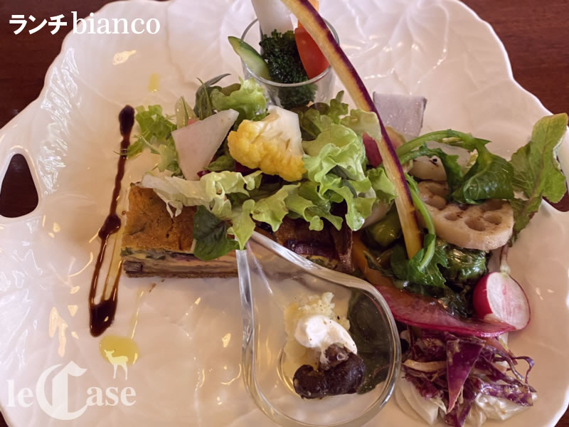 奈良公園 ランチ キッシュ キッシュ専門店 レ・カーセ 新鮮野菜 タルト テイクアウト可