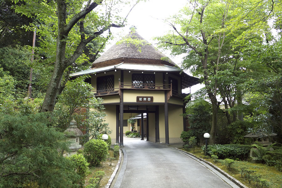 百楽荘でファントム発見！？