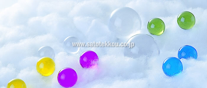 Polycarbonate balls